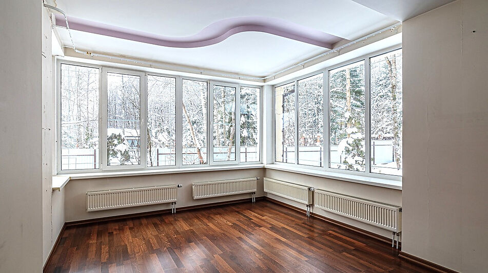 Дом с лесным участком в КП Лесной