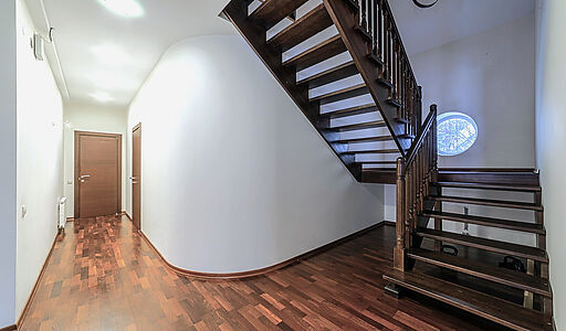 Дом с лесным участком в КП Лесной