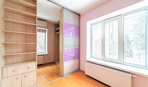 Дом с лесным участком в КП Лесной