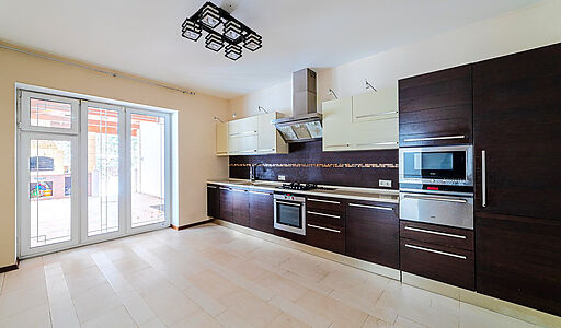 Дом с лесным участком в КП Лесной