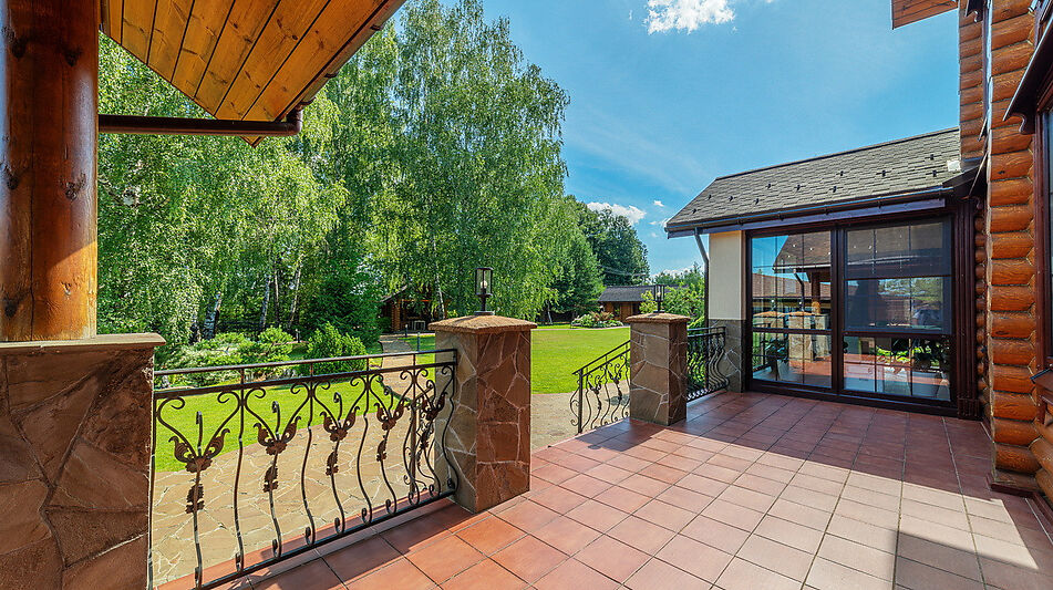 Дом на большом участке в Лысково