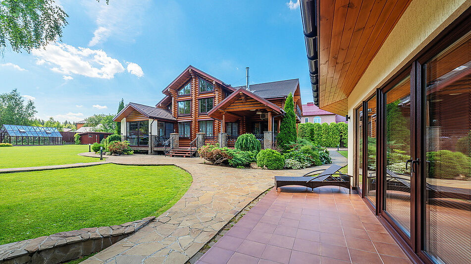 Дом на большом участке в Лысково