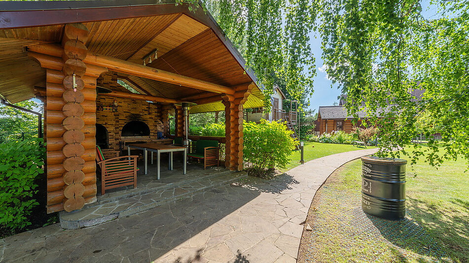 Дом на большом участке в Лысково