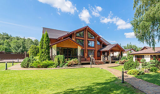 Дом на большом участке в Лысково