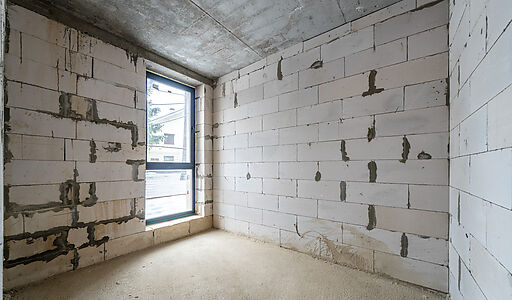 Новый дом в лесу в Сходне