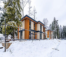 Новый дом в лесу в Сходне