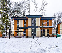 Новый дом в лесу в Сходне