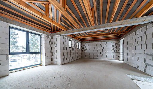 Новый дом в лесу в Сходне