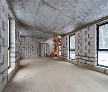 Новый дом в лесу в Сходне