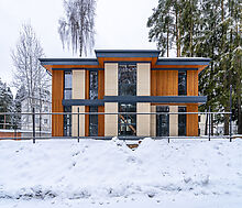 Новый дом в лесу в Сходне