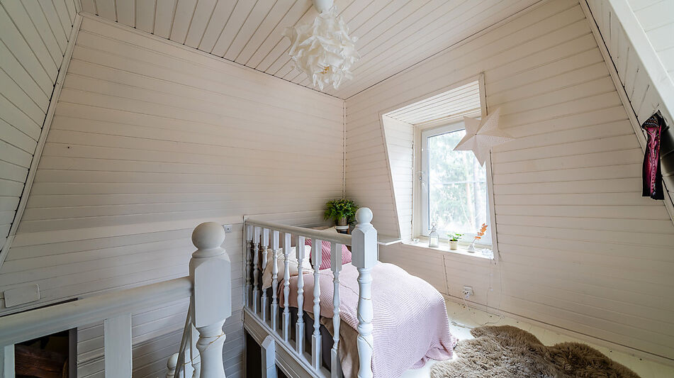 Сказочный дом в лесу Загорянский