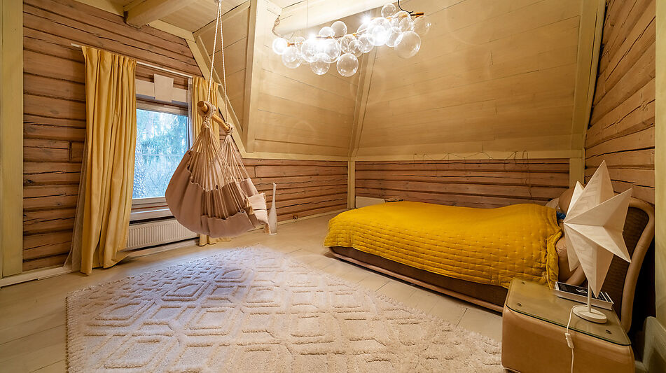 Сказочный дом в лесу Загорянский