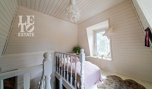 Сказочный дом в лесу Загорянский