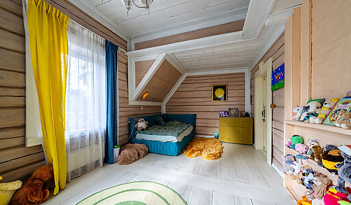 Сказочный дом в лесу Загорянский