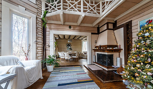 Сказочный дом в лесу Загорянский