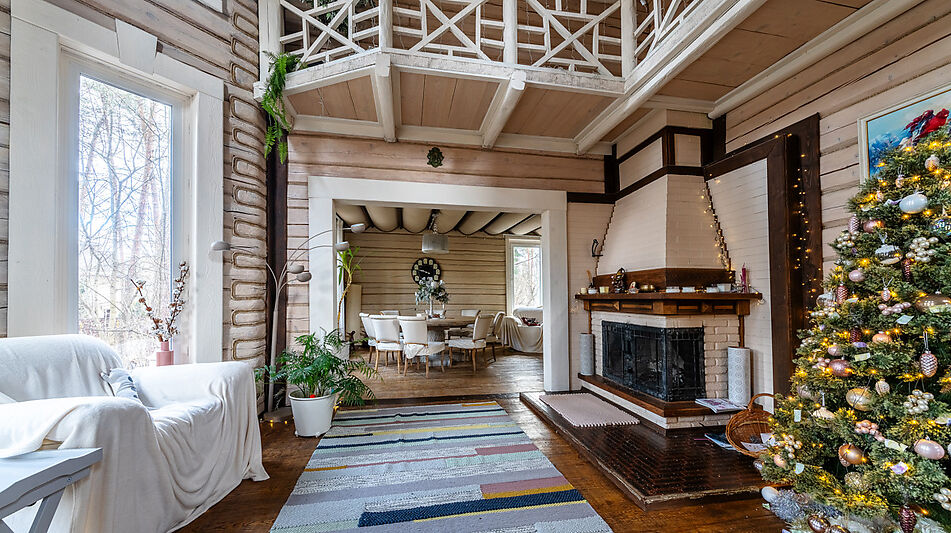 Сказочный дом в лесу Загорянский