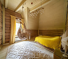 Сказочный дом в лесу Загорянский