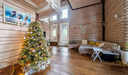 Сказочный дом в лесу Загорянский