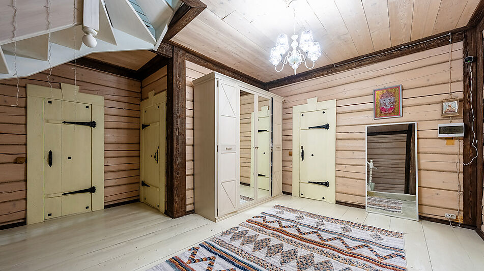 Сказочный дом в лесу Загорянский