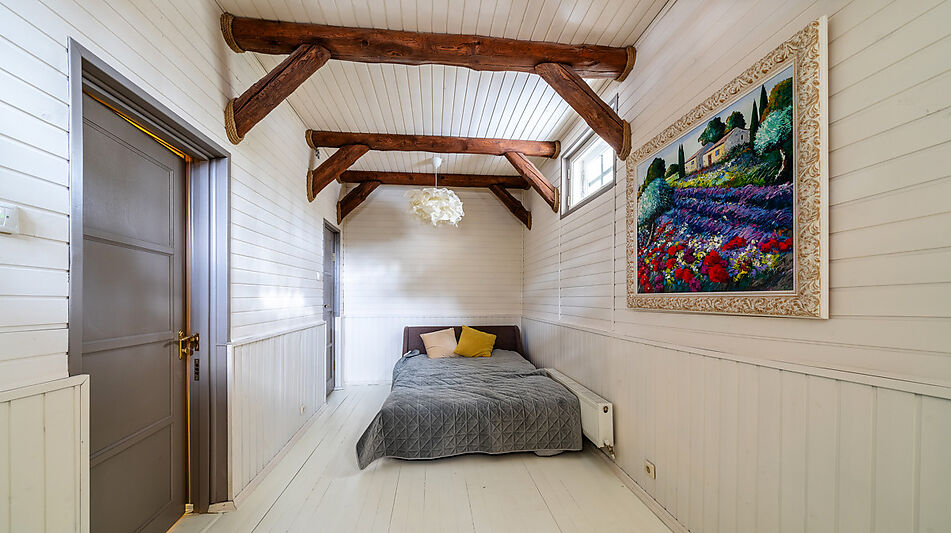 Сказочный дом в лесу Загорянский