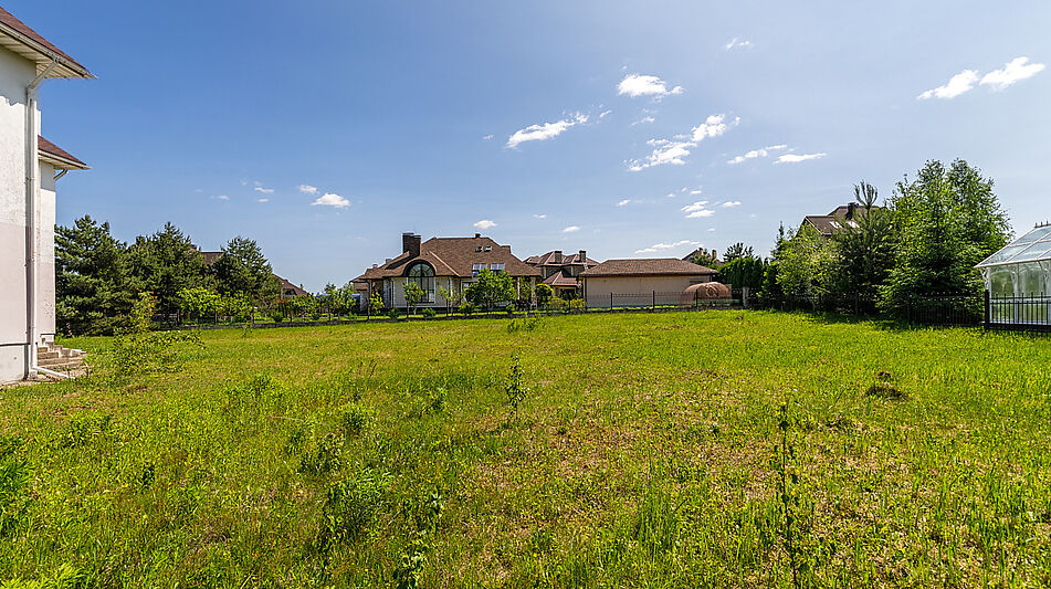 Дом без отделки в КП Крона