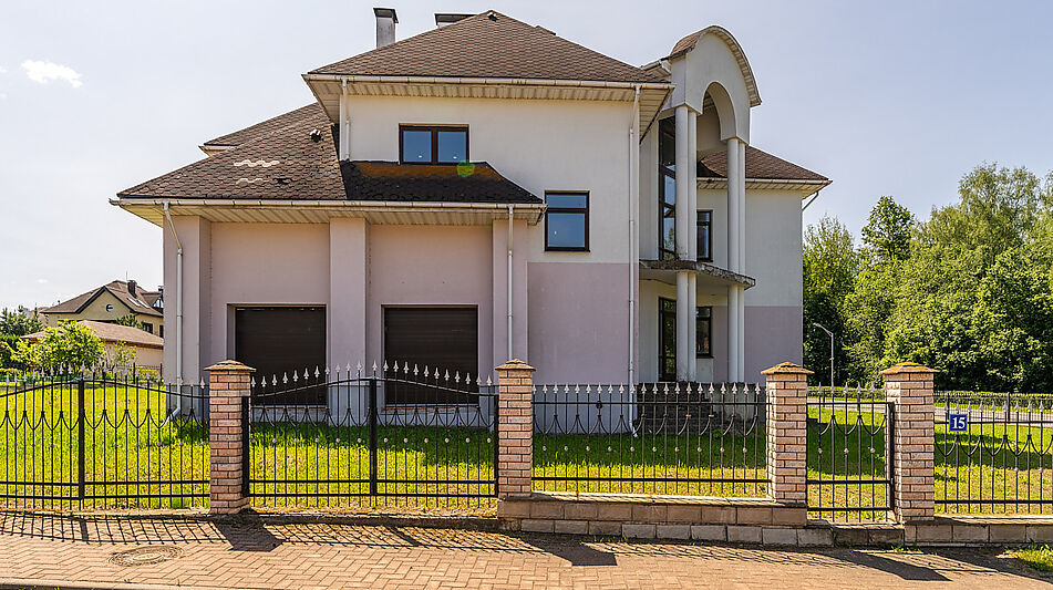 Дом без отделки в КП Крона