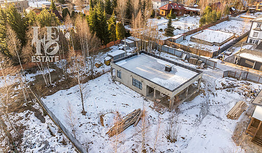 Современный дом в СНТ Бутынь