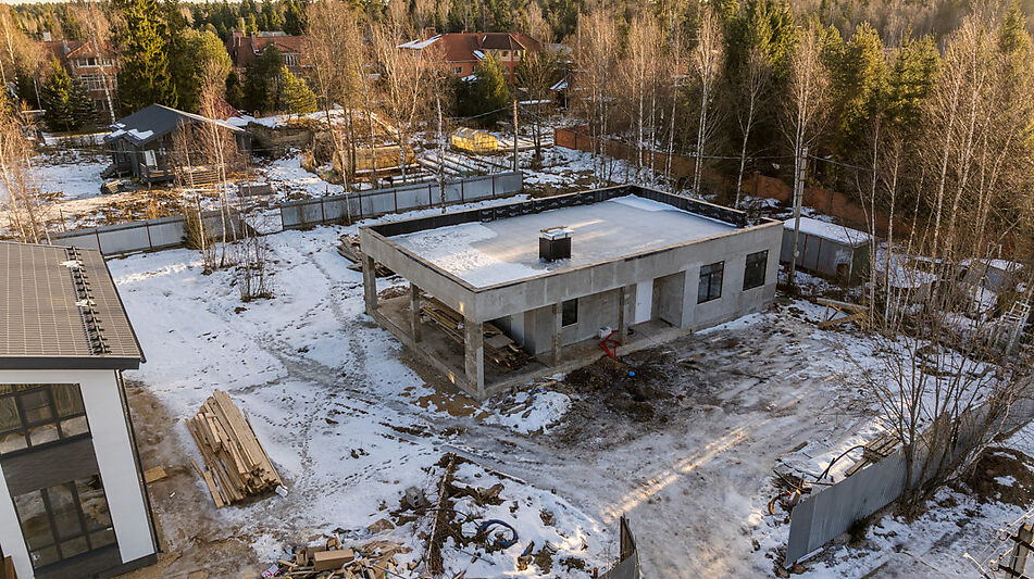 Современный дом в СНТ Бутынь