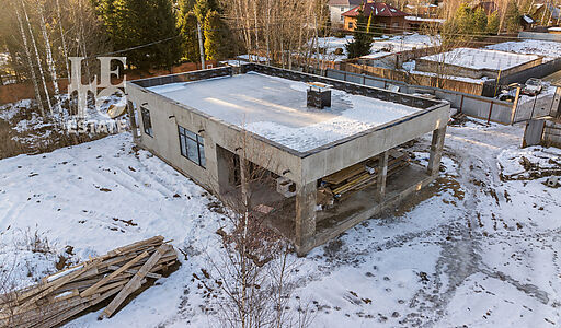 Современный дом в СНТ Бутынь