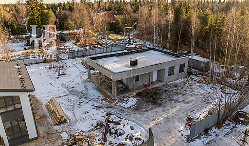 Современный дом в СНТ Бутынь