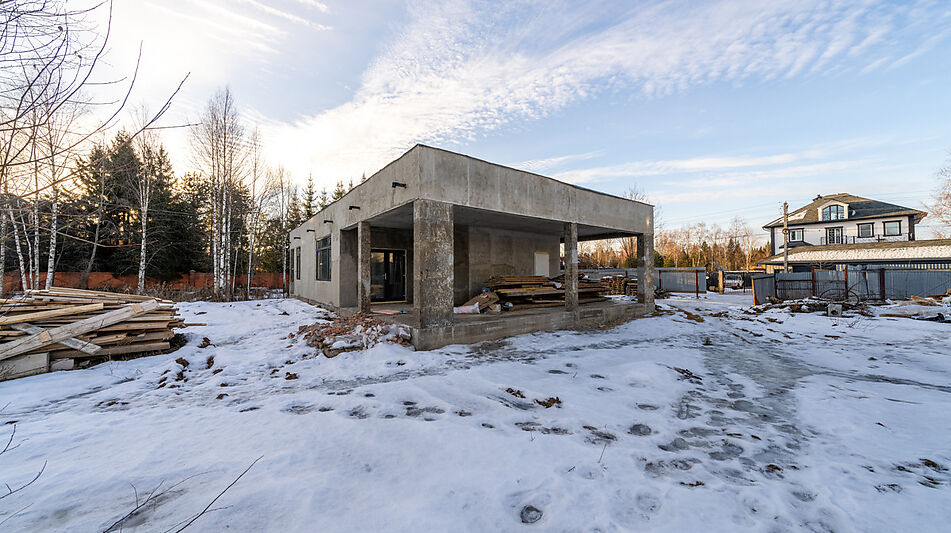 Современный дом в СНТ Бутынь