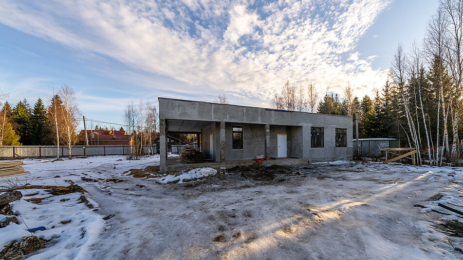 Современный дом в СНТ Бутынь