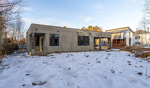 Современный дом в СНТ Бутынь