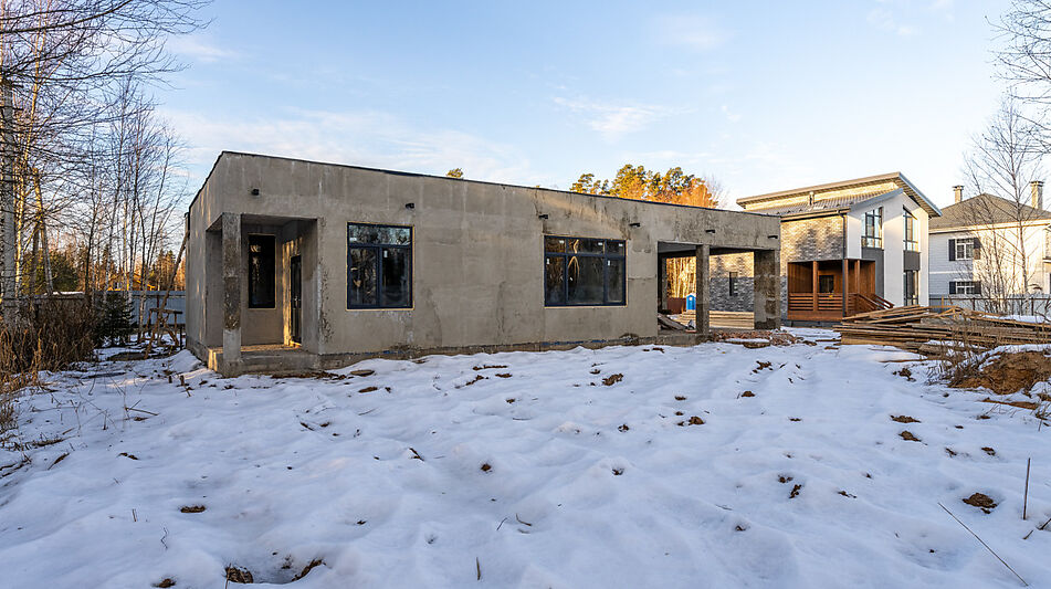 Современный дом в СНТ Бутынь