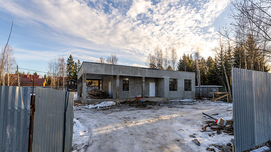 Современный дом в СНТ Бутынь