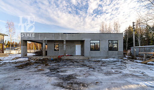 Современный дом в СНТ Бутынь