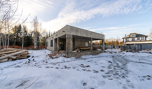 Современный дом в СНТ Бутынь