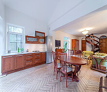 Дом в лесу в п. Николина гора