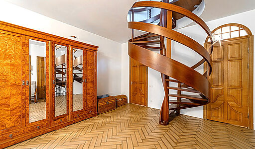 Дом в лесу в п. Николина гора