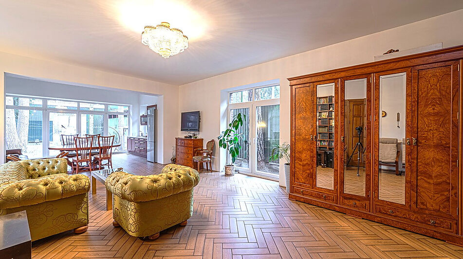 Дом в лесу в п. Николина гора