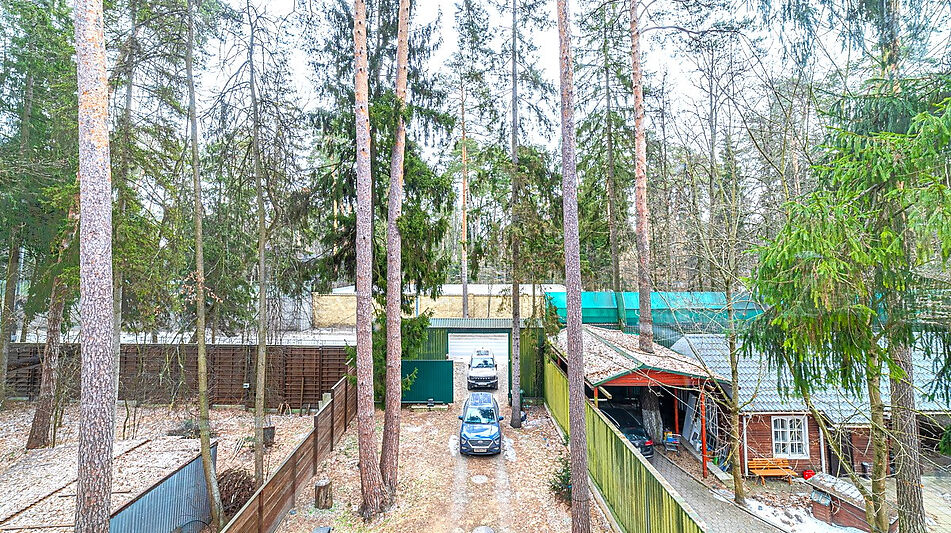 Дом в лесу в п. Николина гора