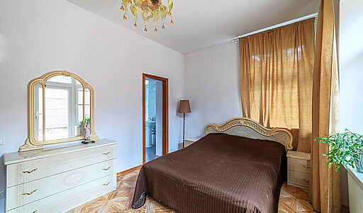 Дом в лесу в п. Николина гора