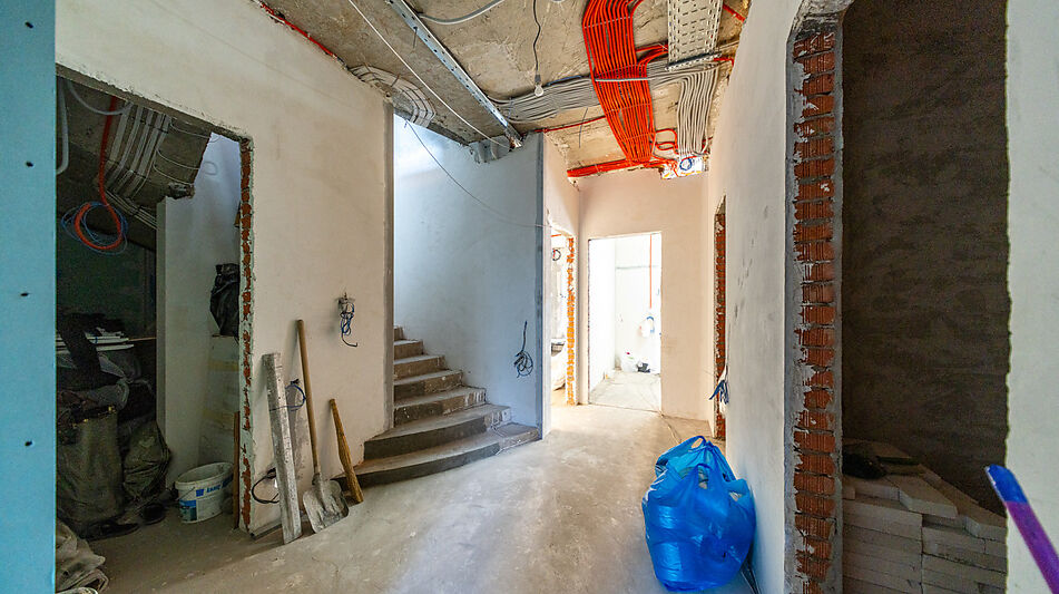 Таунхаус у озера в КП Довиль