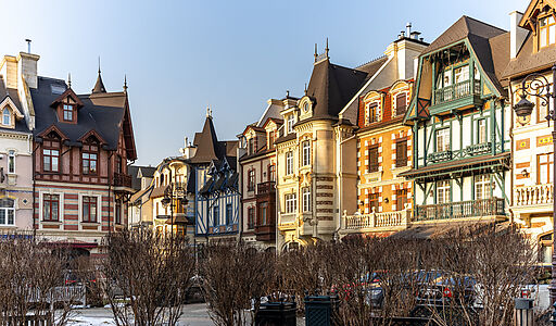 Таунхаус у озера в КП Довиль