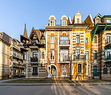 Таунхаус у озера в КП Довиль