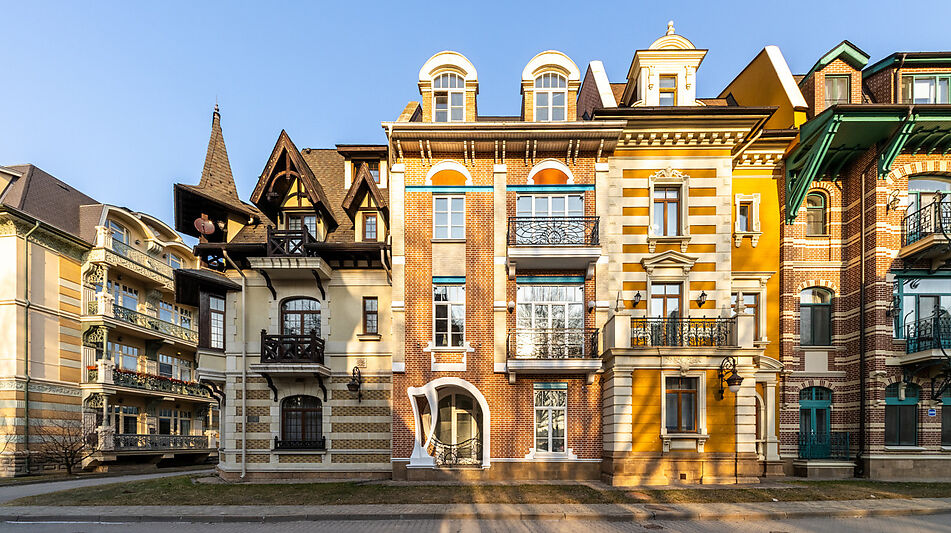 Таунхаус у озера в КП Довиль