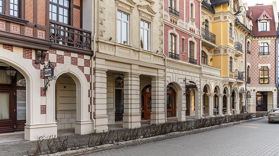 Таунхаус у озера в КП Довиль