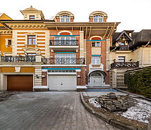 Таунхаус у озера в КП Довиль