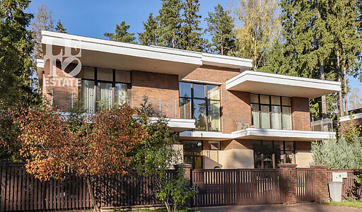 Современный дом в КП Новогорск-7