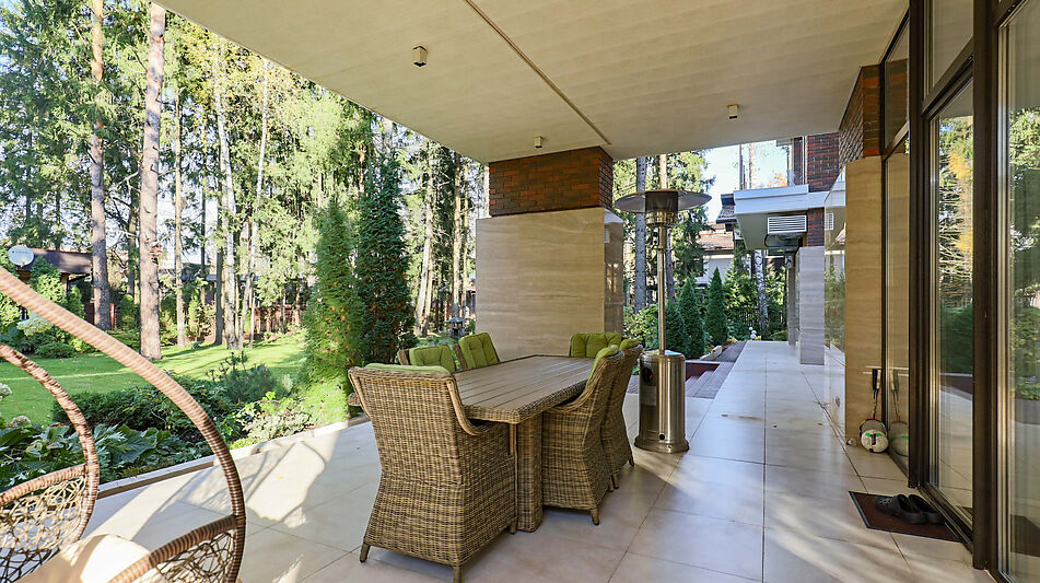 Современный дом в КП Новогорск-7